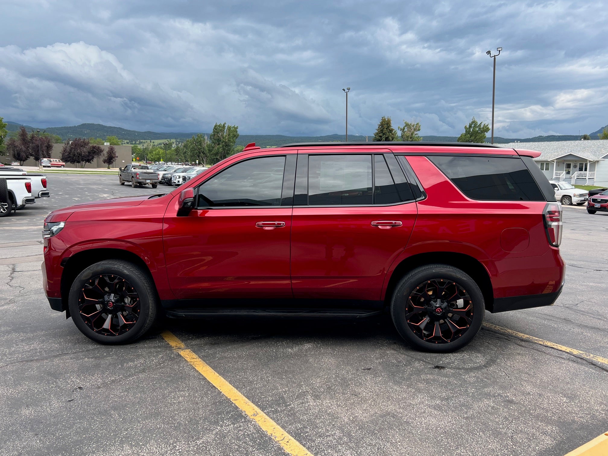 2023 Chevrolet Tahoe 4WD High Country