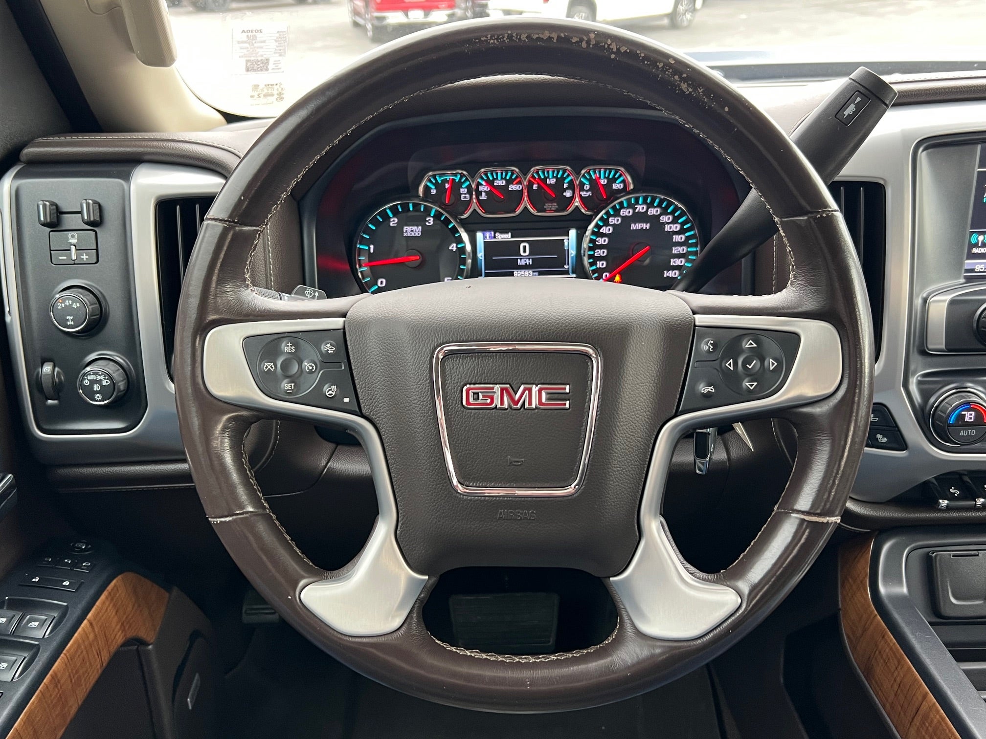 2018 GMC Sierra 2500 HD Crew Cab Long Box 4-Wheel Drive SLT