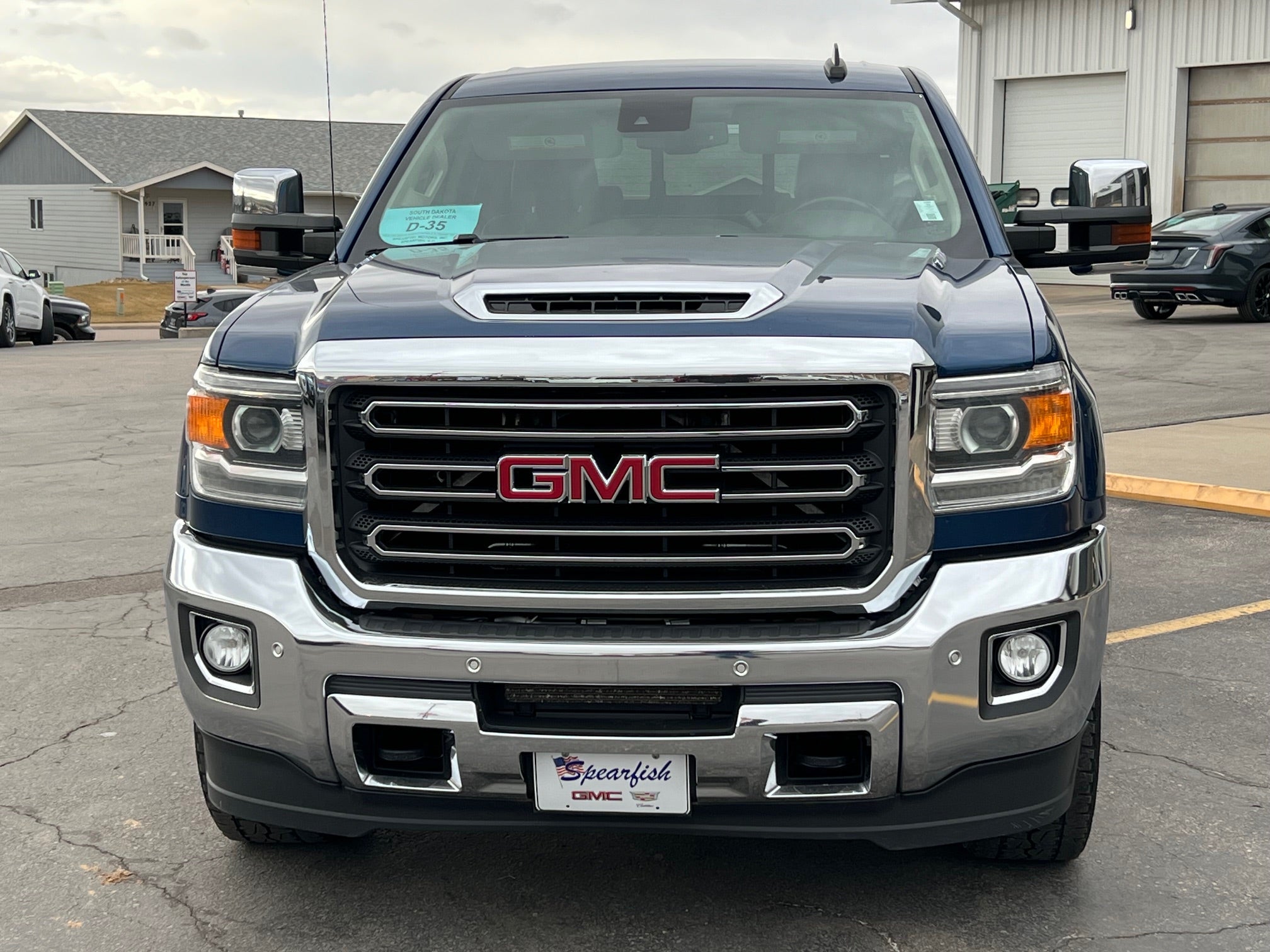 2018 GMC Sierra 2500 HD Crew Cab Long Box 4-Wheel Drive SLT