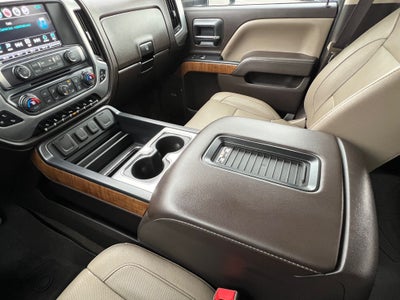 2018 GMC Sierra 2500 HD Crew Cab Long Box 4-Wheel Drive SLT