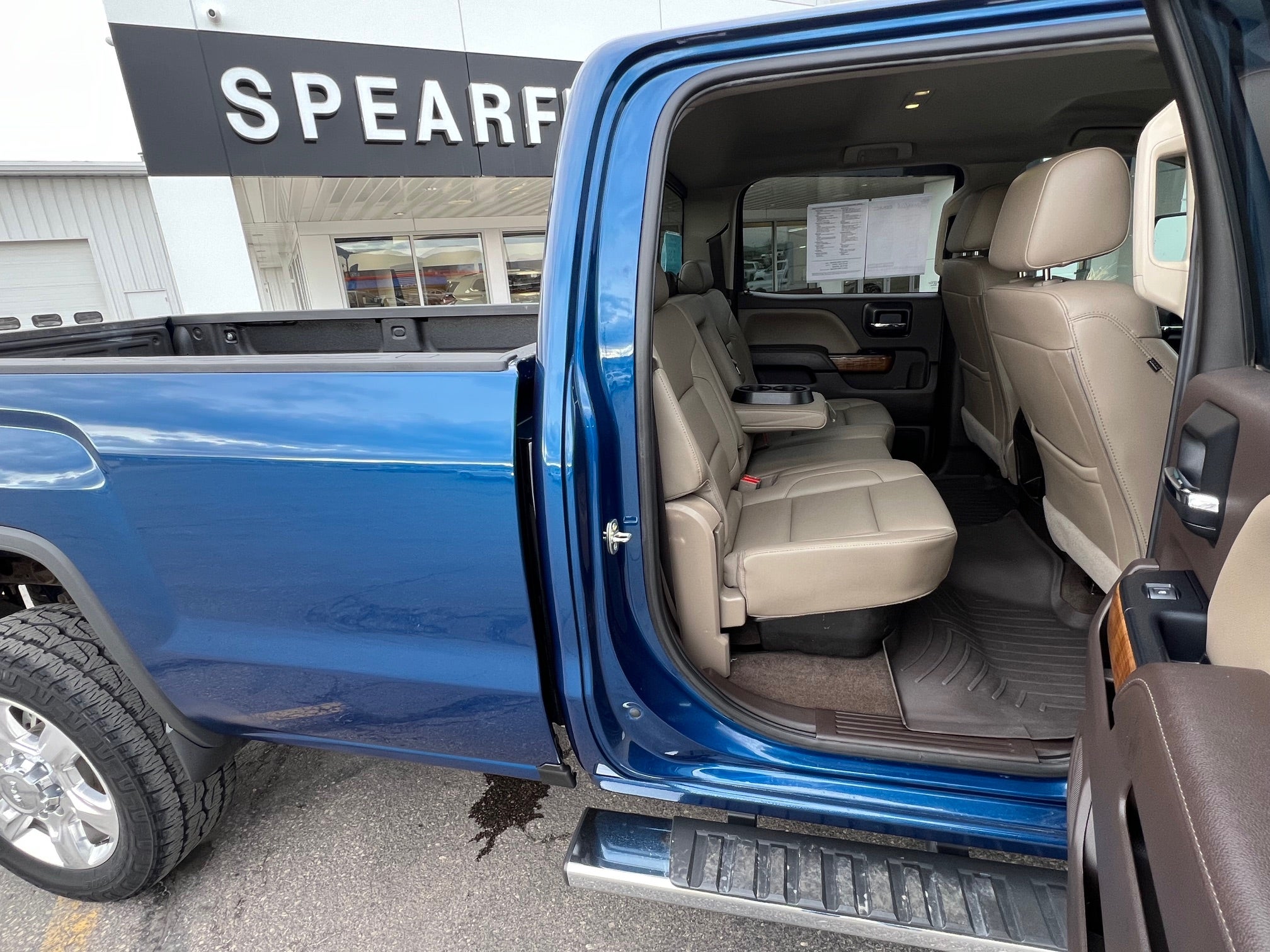 2018 GMC Sierra 2500 HD Crew Cab Long Box 4-Wheel Drive SLT