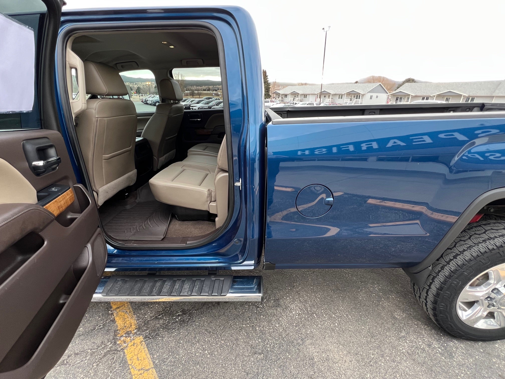 2018 GMC Sierra 2500 HD Crew Cab Long Box 4-Wheel Drive SLT