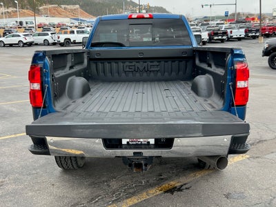 2018 GMC Sierra 2500 HD Crew Cab Long Box 4-Wheel Drive SLT