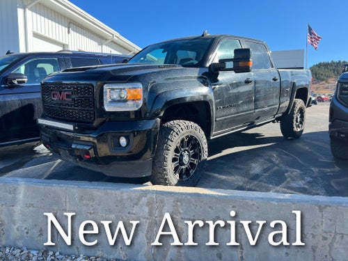 2018 GMC Sierra 2500 HD Crew Cab Standard Box 4-Wheel Drive Denali