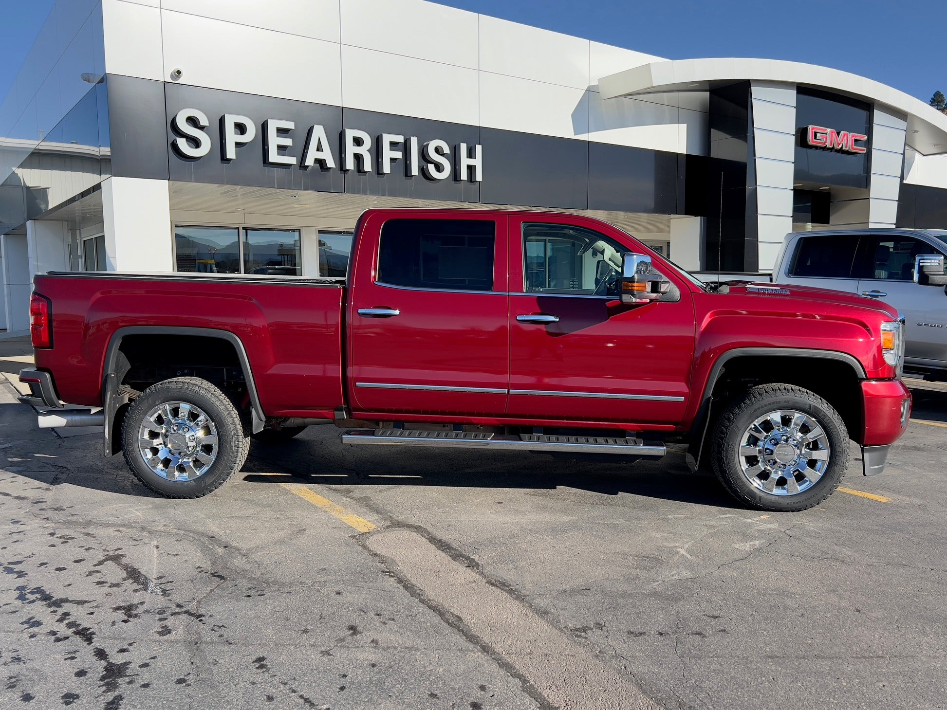 2018 GMC Sierra 2500 HD Crew Cab Standard Box 4-Wheel Drive Denali