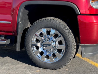 2018 GMC Sierra 2500 HD Crew Cab Standard Box 4-Wheel Drive Denali