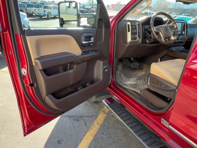 2018 GMC Sierra 2500 HD Crew Cab Standard Box 4-Wheel Drive Denali