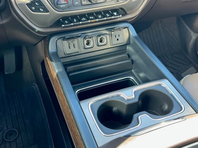 2018 GMC Sierra 2500 HD Crew Cab Standard Box 4-Wheel Drive Denali