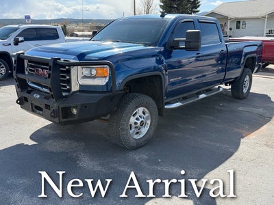 2015 GMC Sierra 2500 HD Crew Cab Long Box 4-Wheel Drive SLE