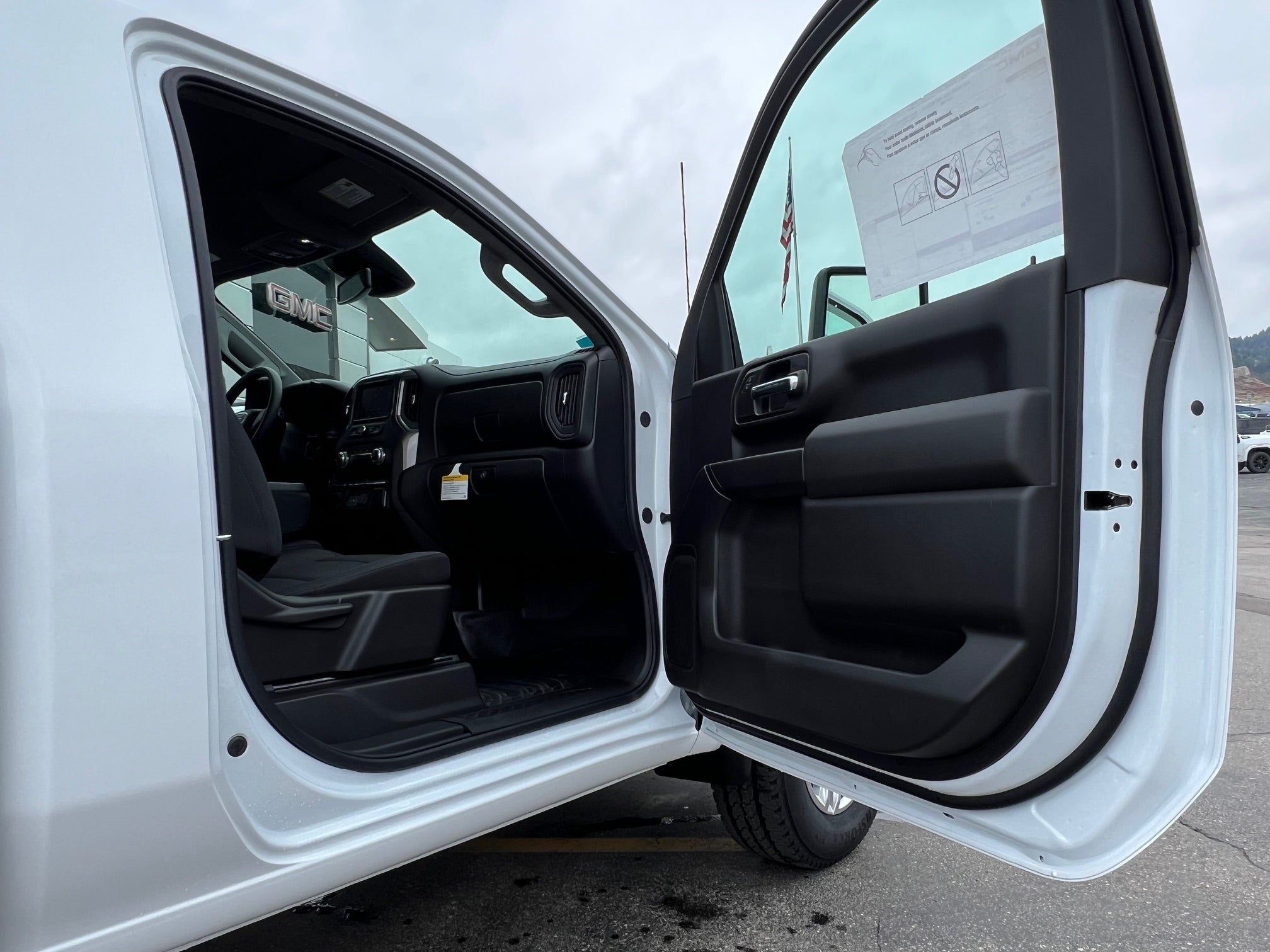 2025 GMC Sierra 2500 HD Pro