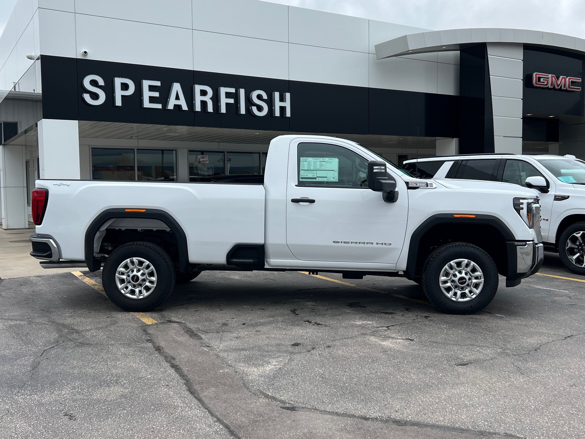 2025 GMC Sierra 2500 HD Pro