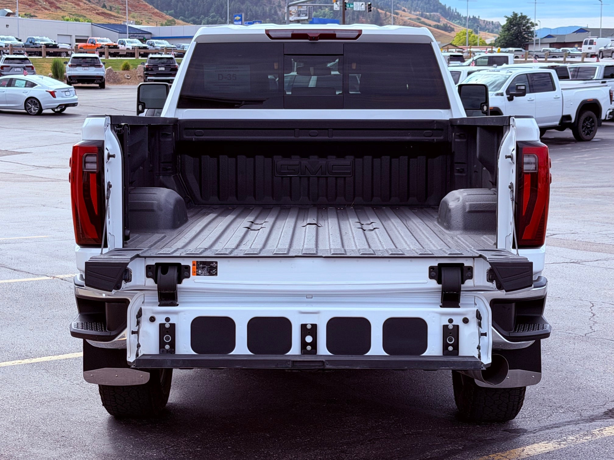 2024 GMC Sierra 2500 HD SLT