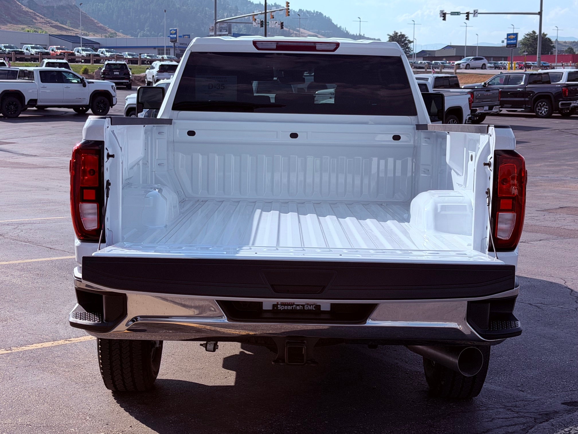 2026 GMC Sierra 2500HD Pro - Photo 7