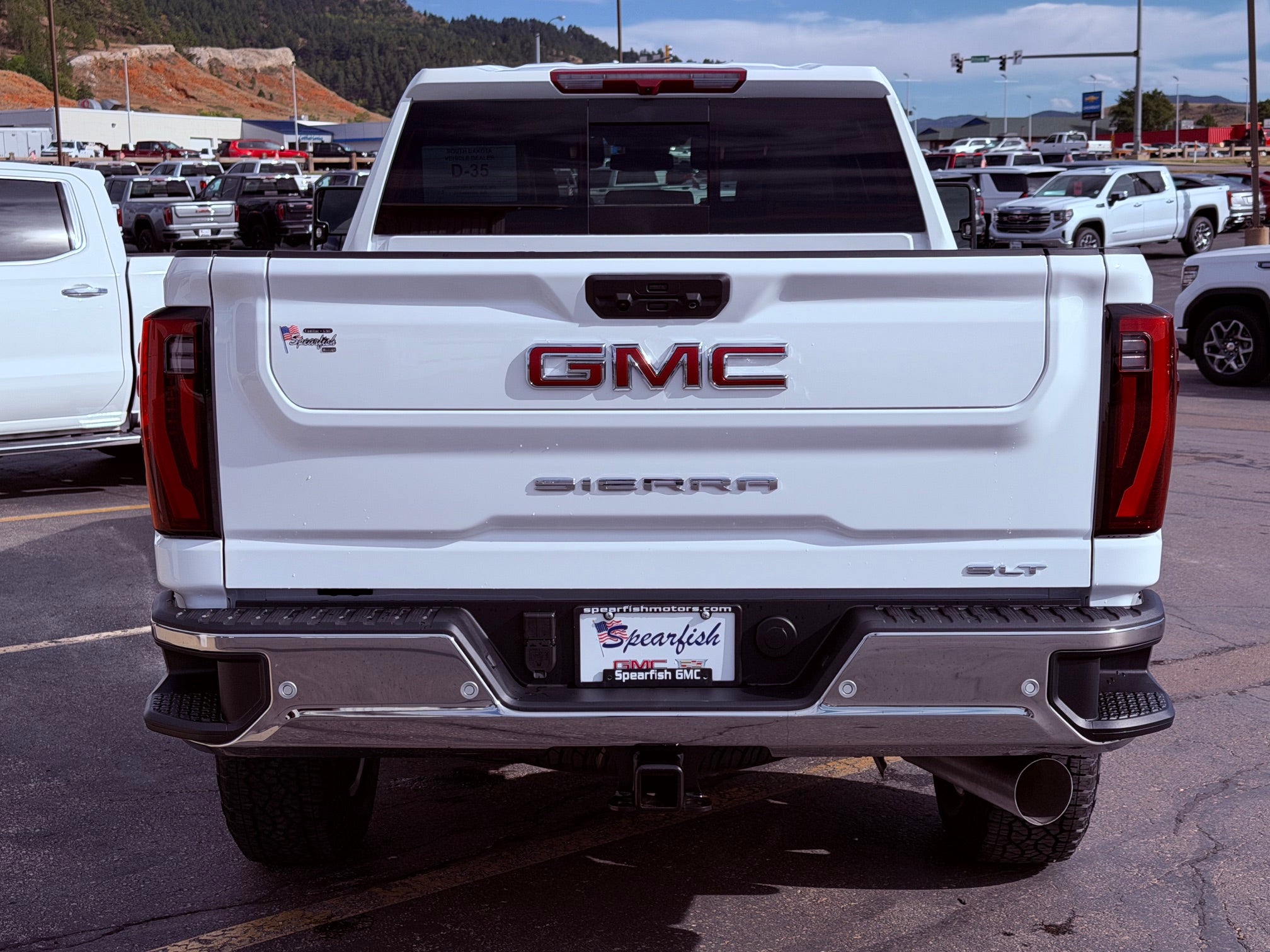 2026 GMC Sierra 2500 HD SLT