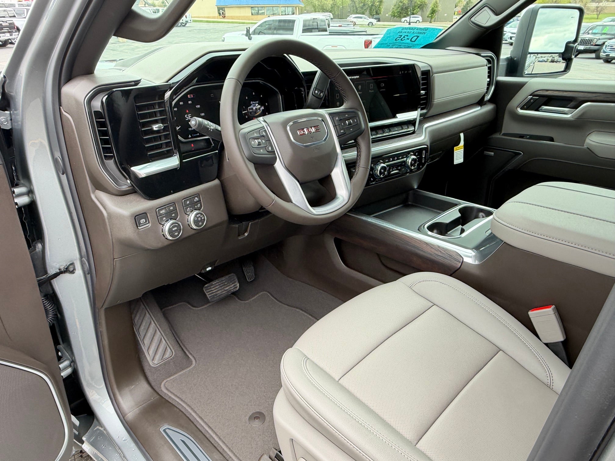 2026 GMC Sierra 2500 HD SLT