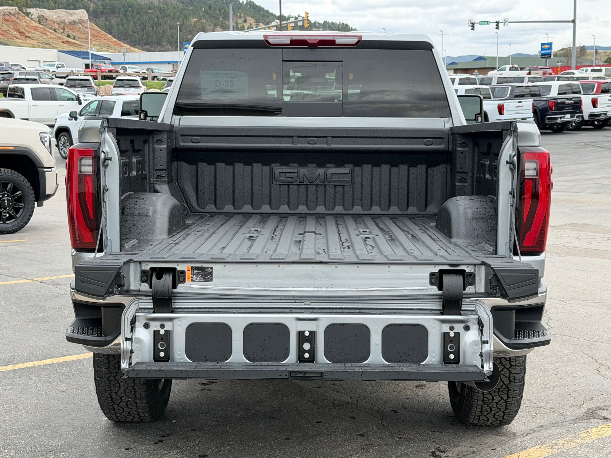 2026 GMC Sierra 2500 HD SLT