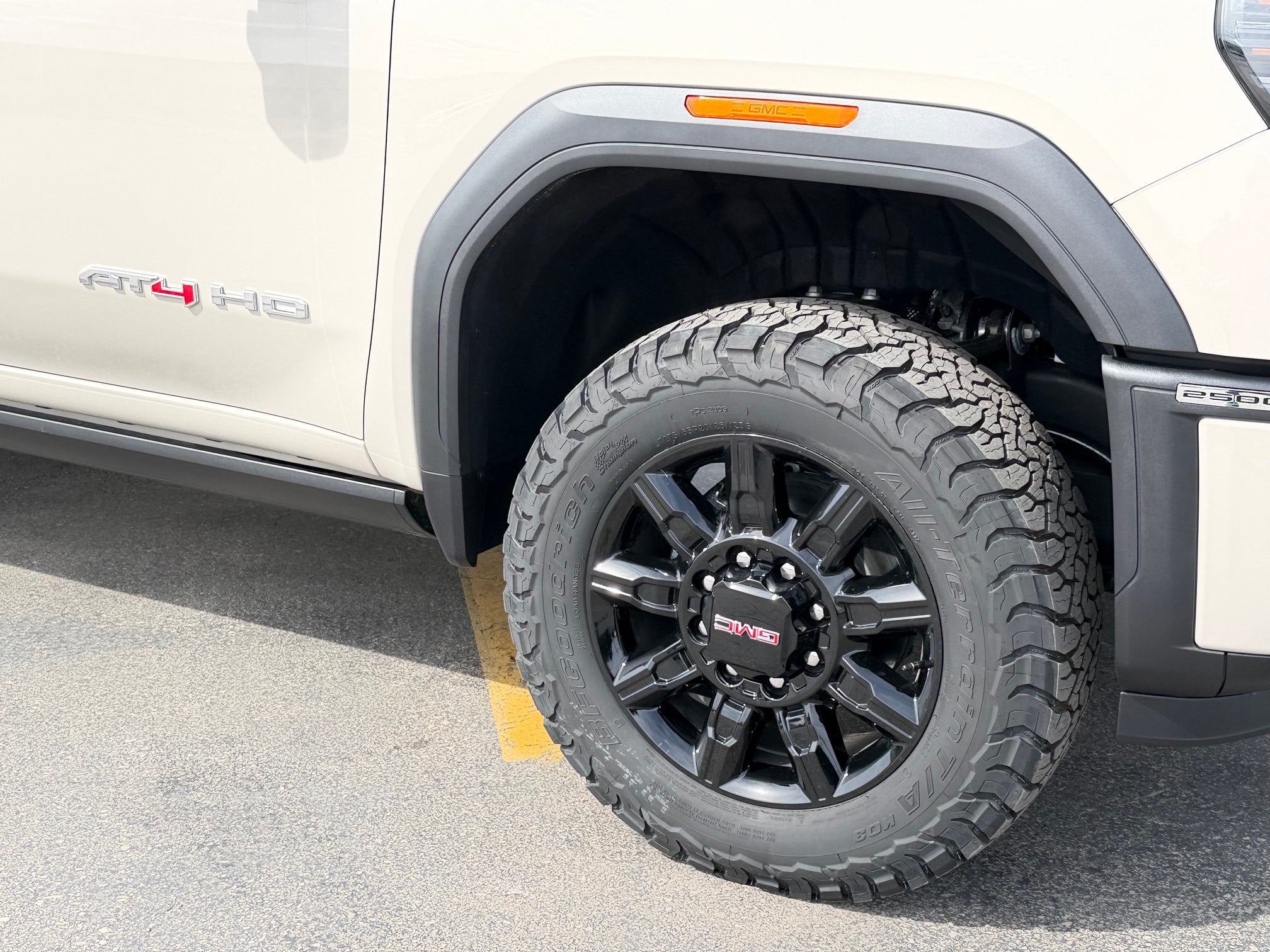 2026 GMC Sierra 2500 HD AT4