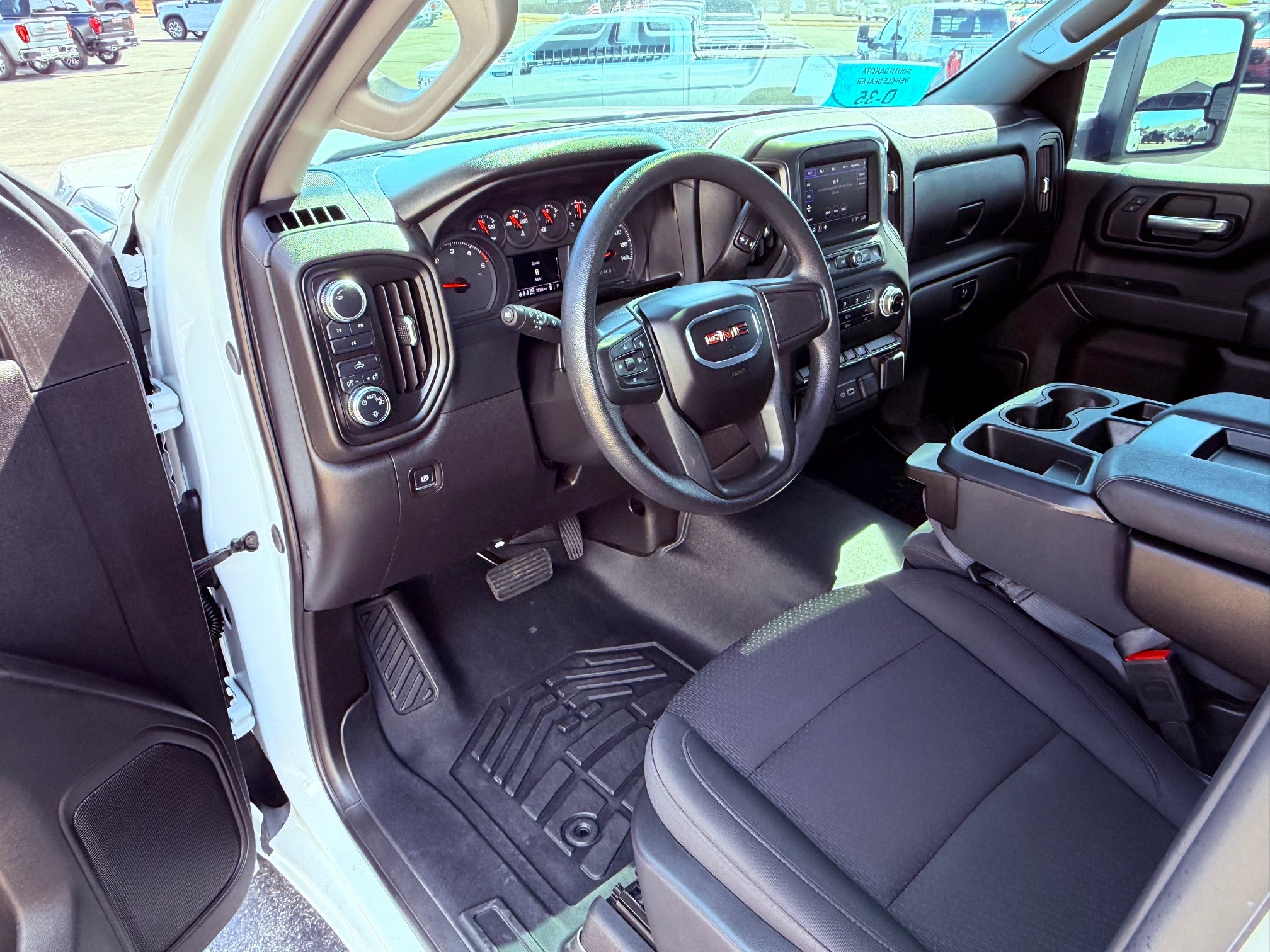 2025 GMC Sierra 3500 HD Pro