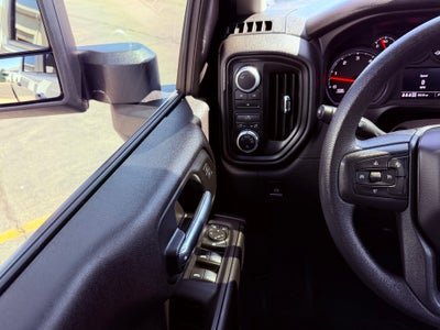 2025 GMC Sierra 3500 HD Pro