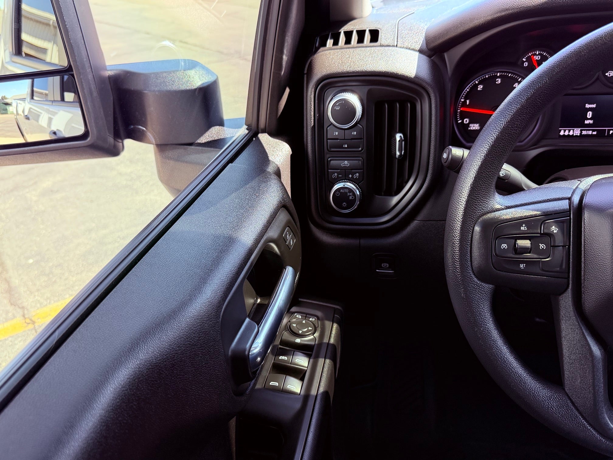 2025 GMC Sierra 3500 HD Pro