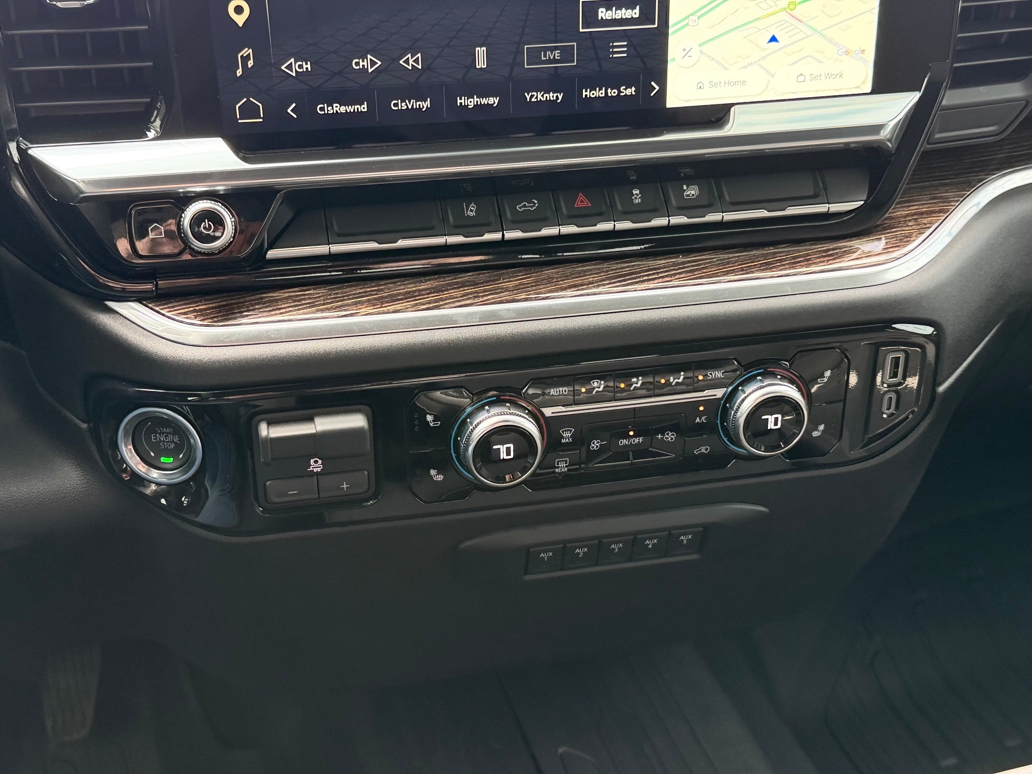 2026 GMC Sierra 3500 HD Crew Cab Long Box 4-Wheel Drive SLE