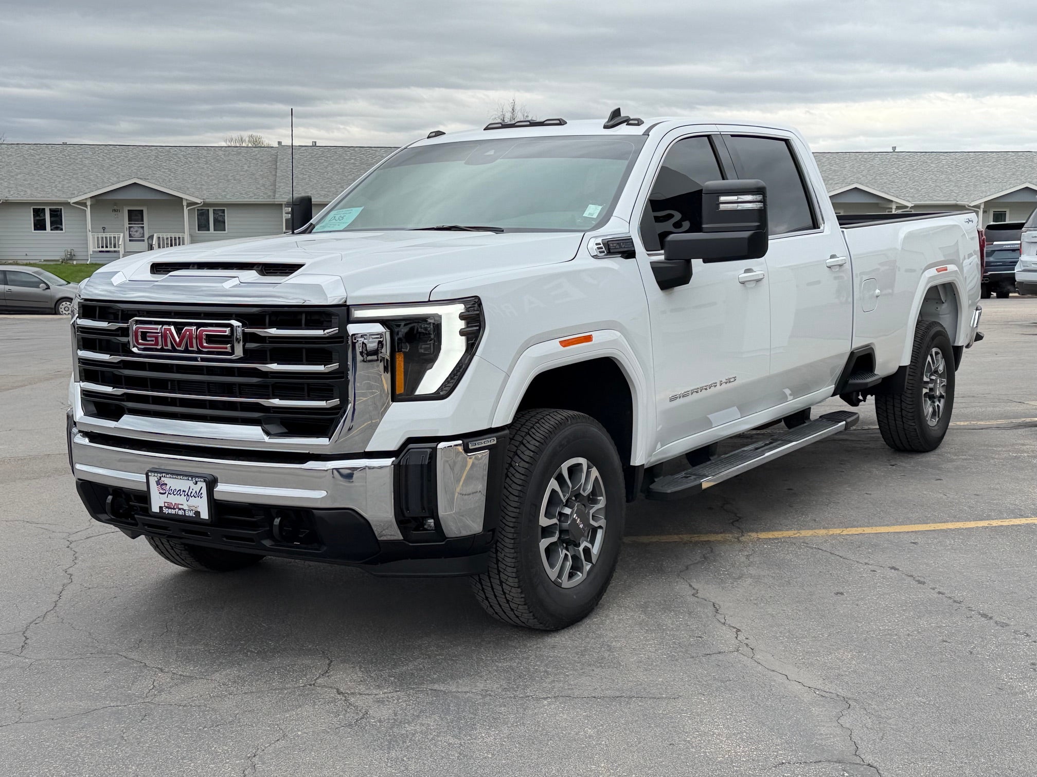 2026 GMC Sierra 3500 HD Crew Cab Long Box 4-Wheel Drive SLE