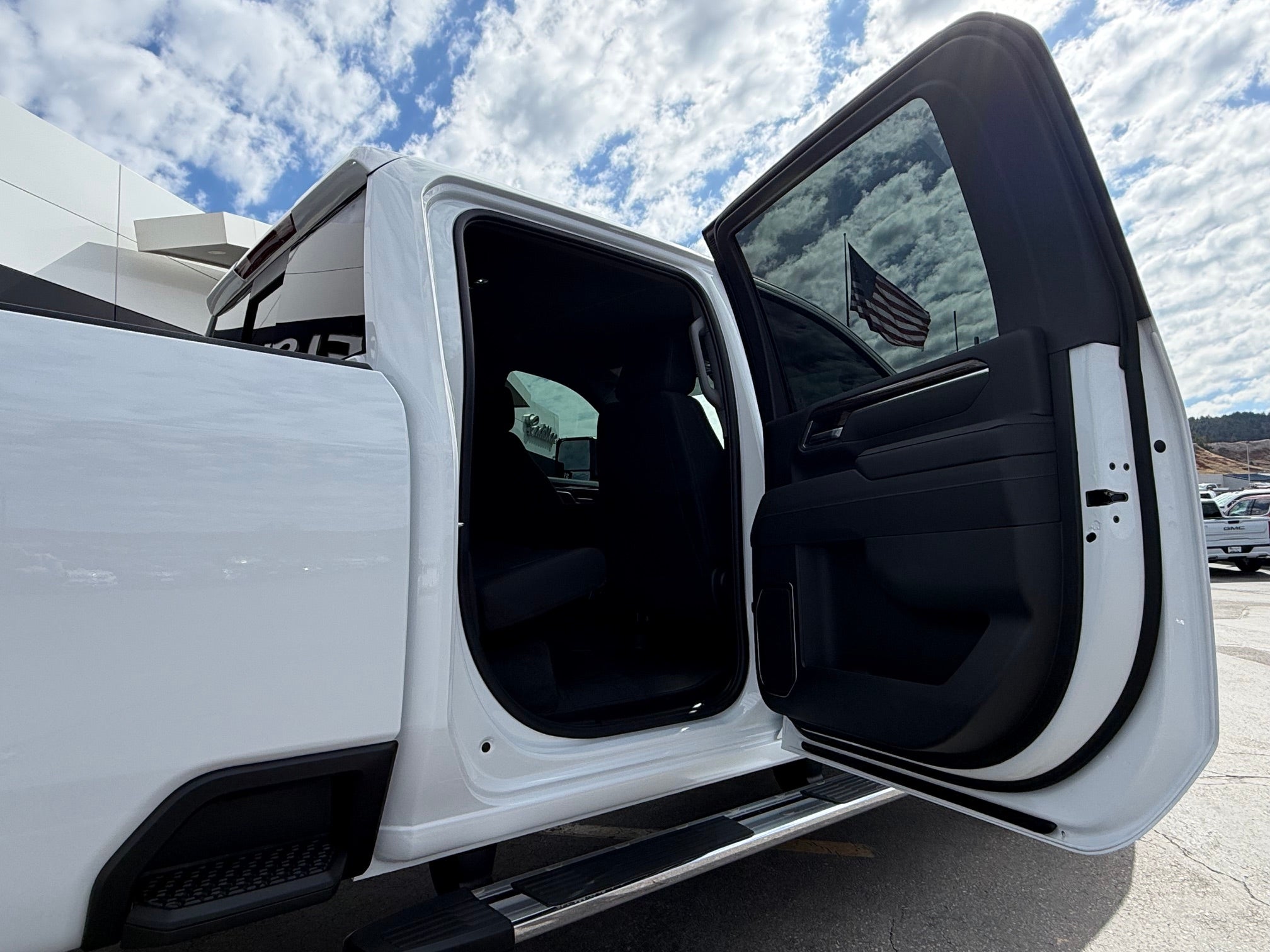 2026 GMC Sierra 3500 HD Crew Cab Long Box 4-Wheel Drive SLE