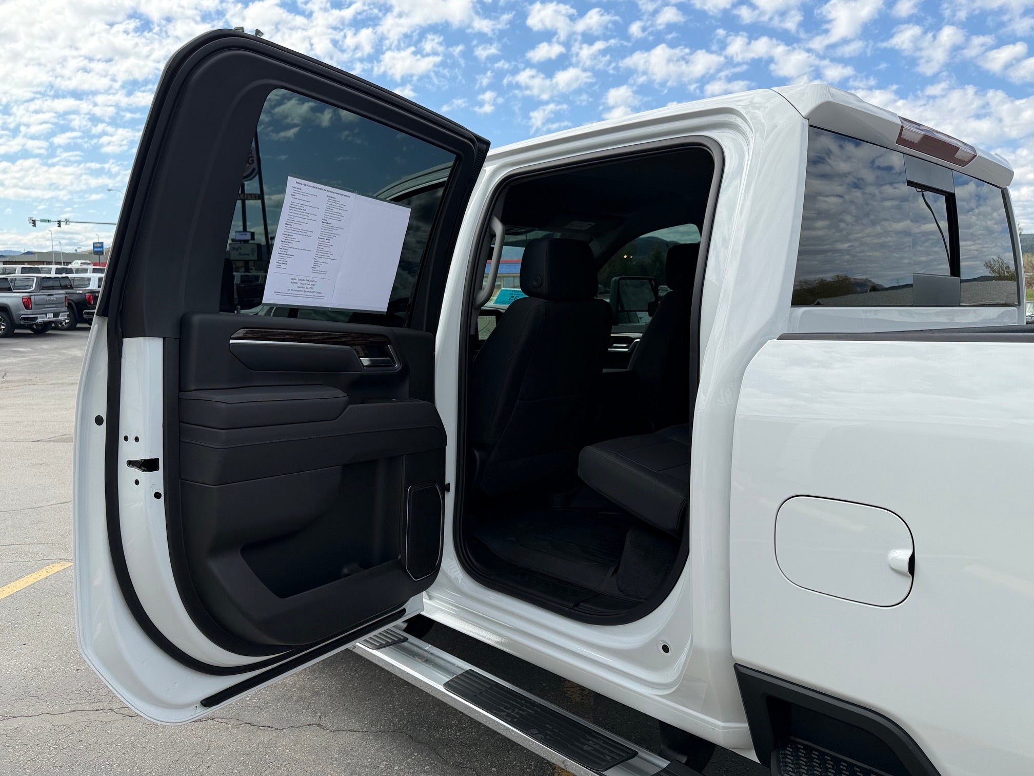 2026 GMC Sierra 3500 HD Crew Cab Long Box 4-Wheel Drive SLE