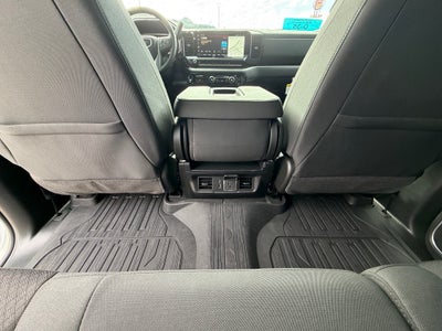2026 GMC Sierra 3500 HD Crew Cab Long Box 4-Wheel Drive SLE