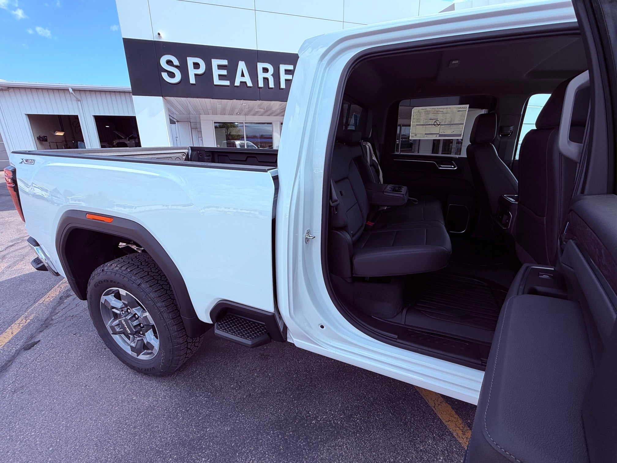 2026 GMC Sierra 3500 HD SLT