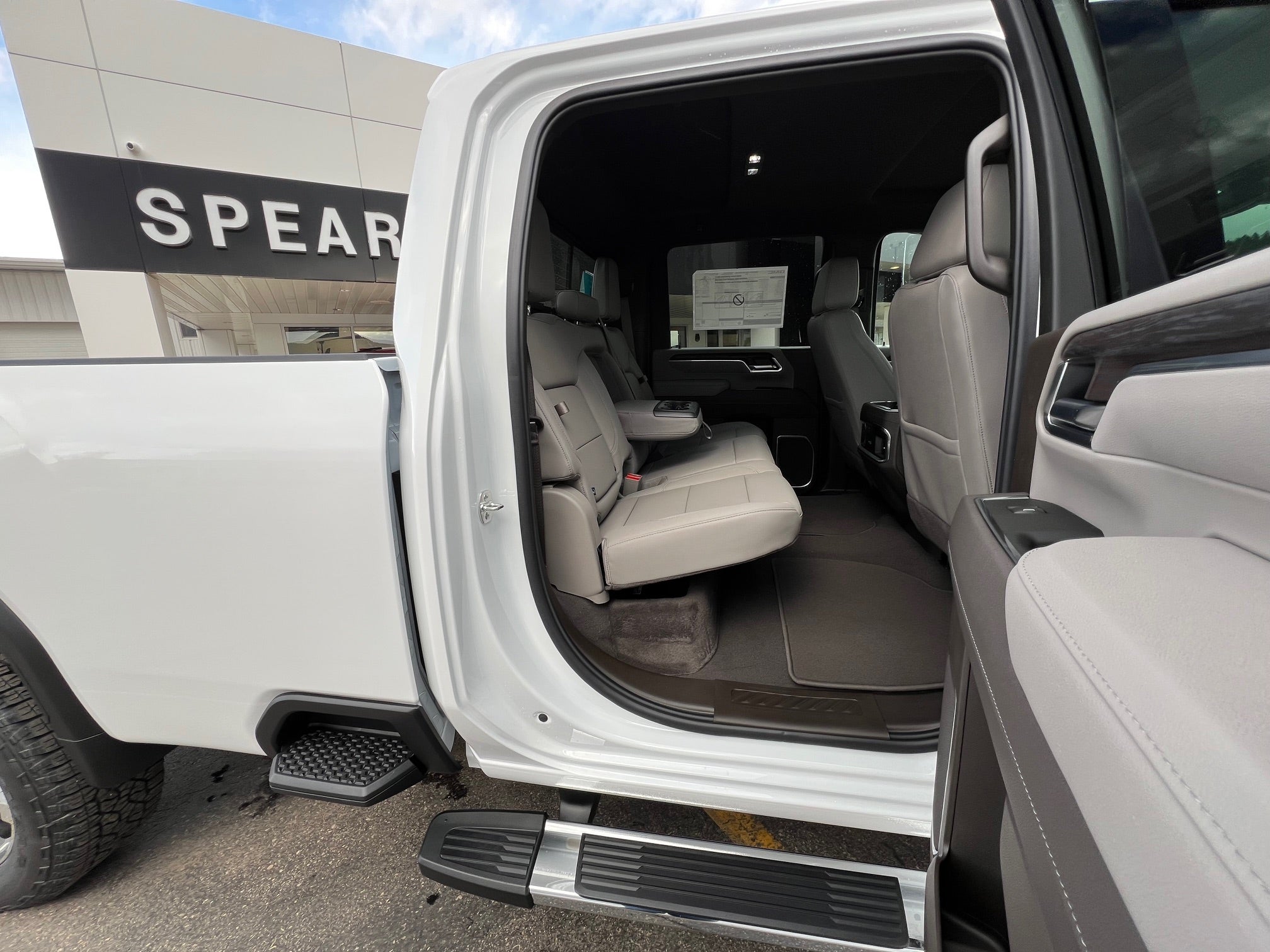 2026 GMC Sierra 3500 HD SLT