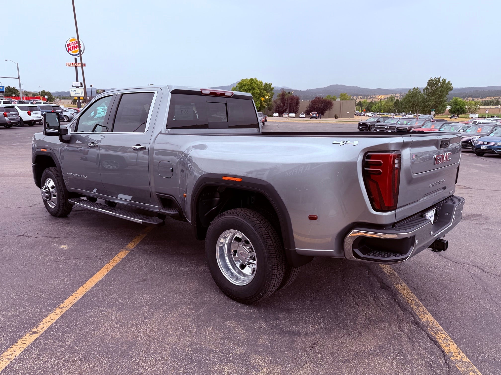 2026 GMC Sierra 3500 HD SLT DRW