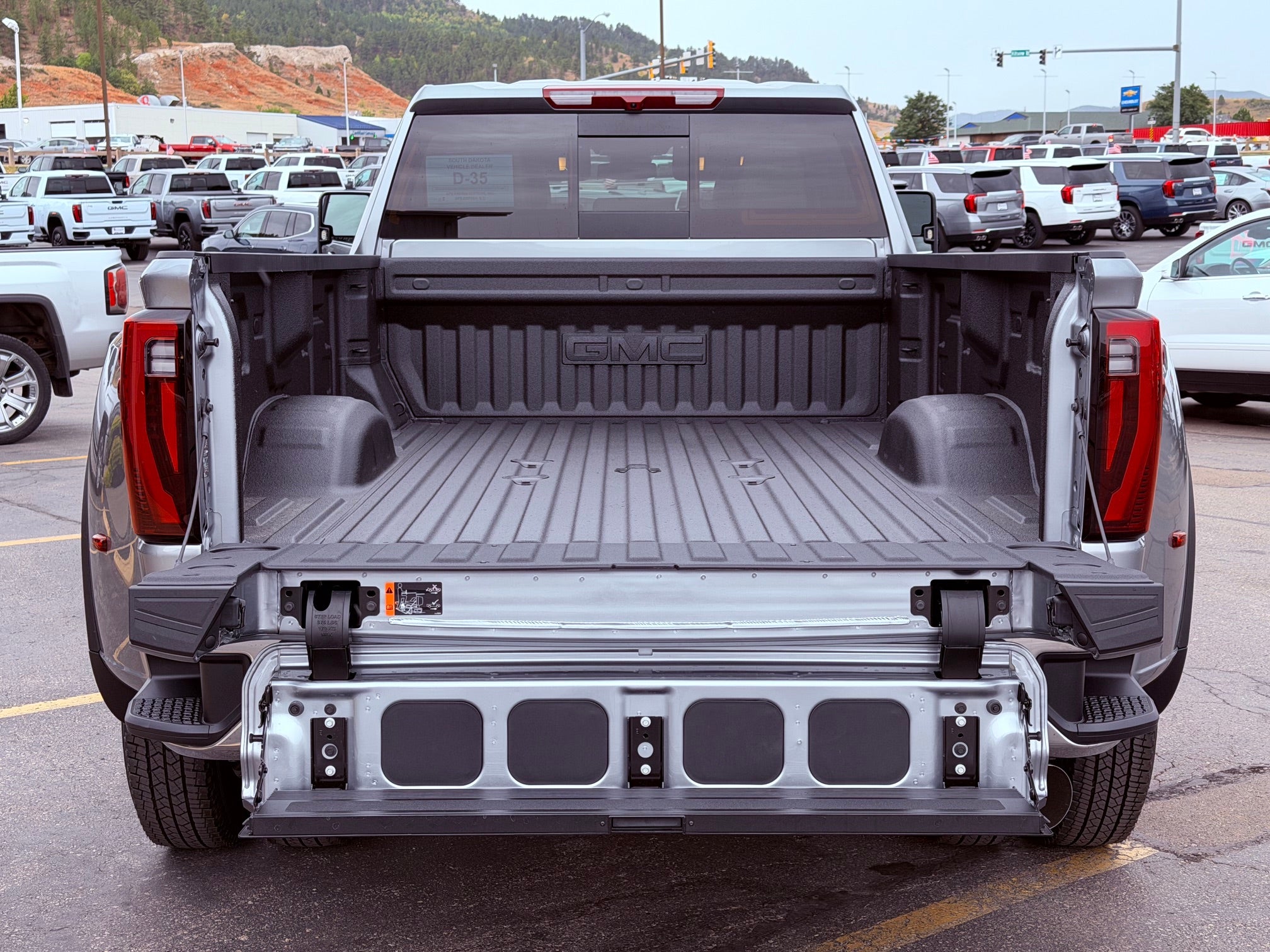 2026 GMC Sierra 3500 HD SLT DRW