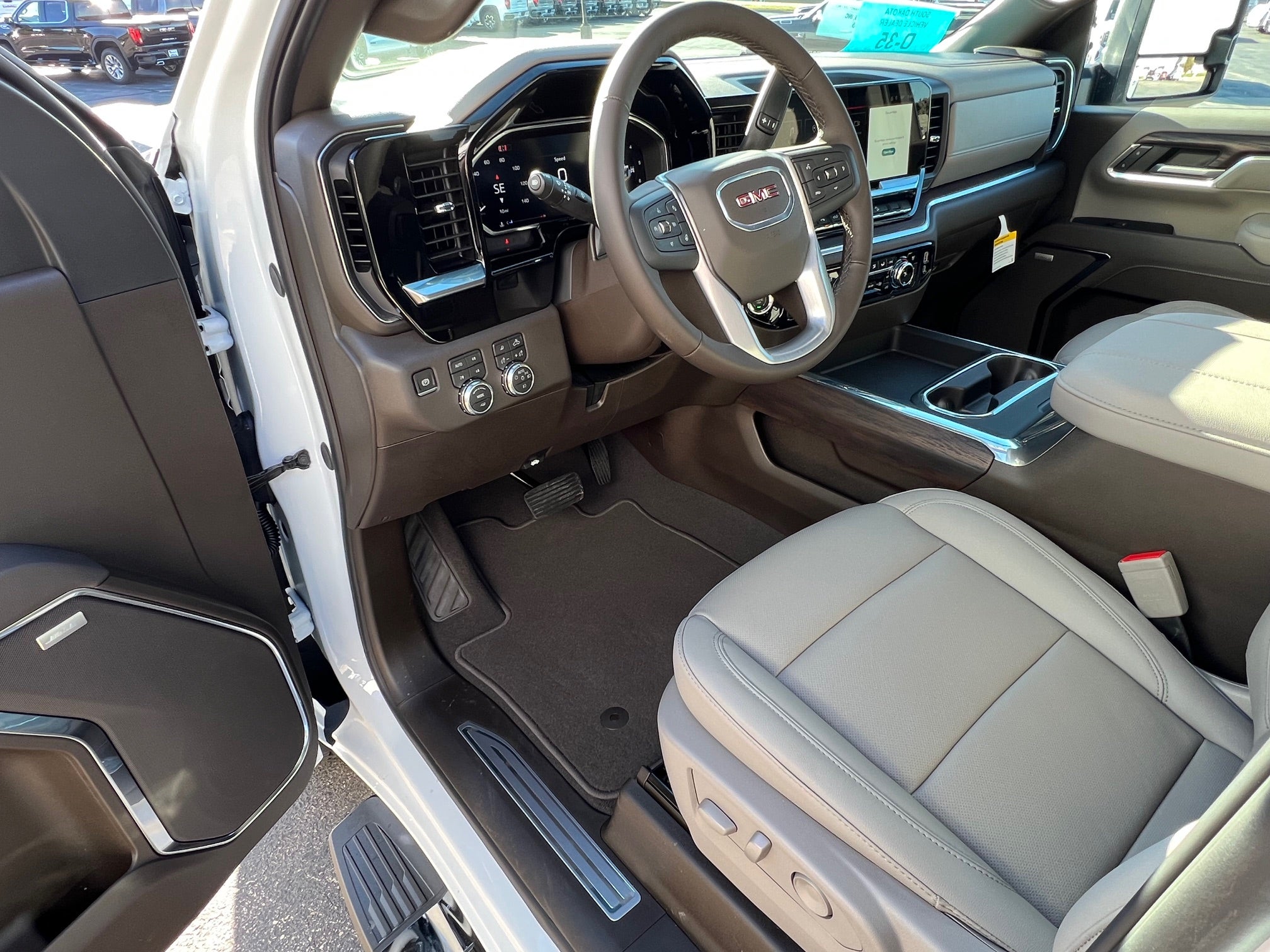 2026 GMC Sierra 3500 HD SLT