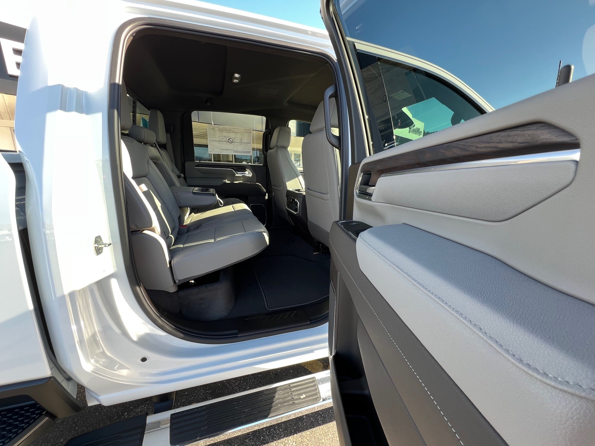 2026 GMC Sierra 3500 HD SLT