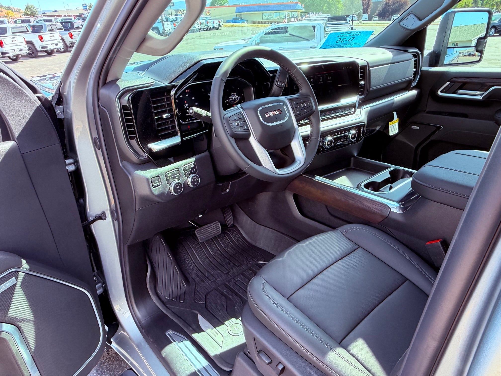 2026 GMC Sierra 3500 HD SLT