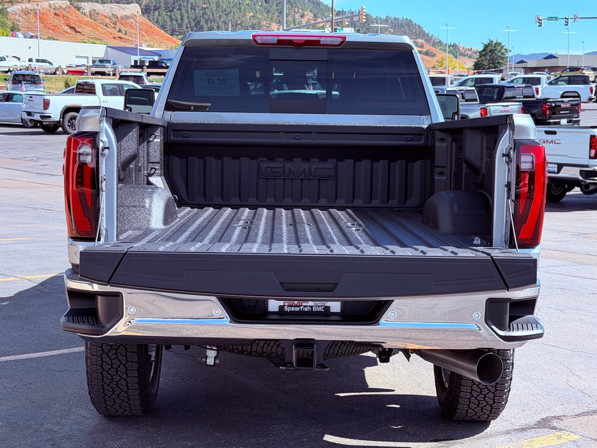 2026 GMC Sierra 3500 HD SLT