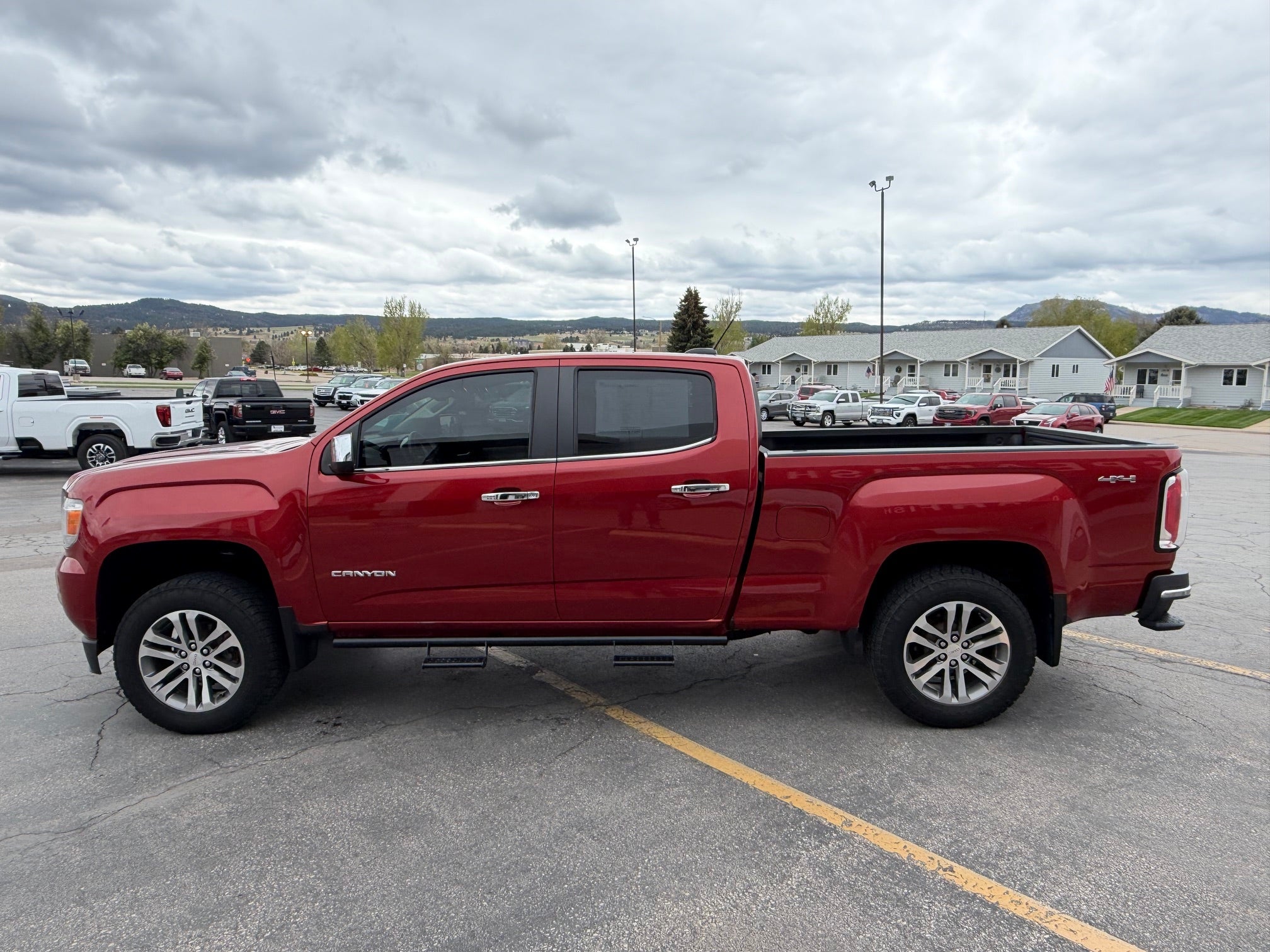 2016 GMC Canyon Crew Cab Long Box 4-Wheel Drive SLT