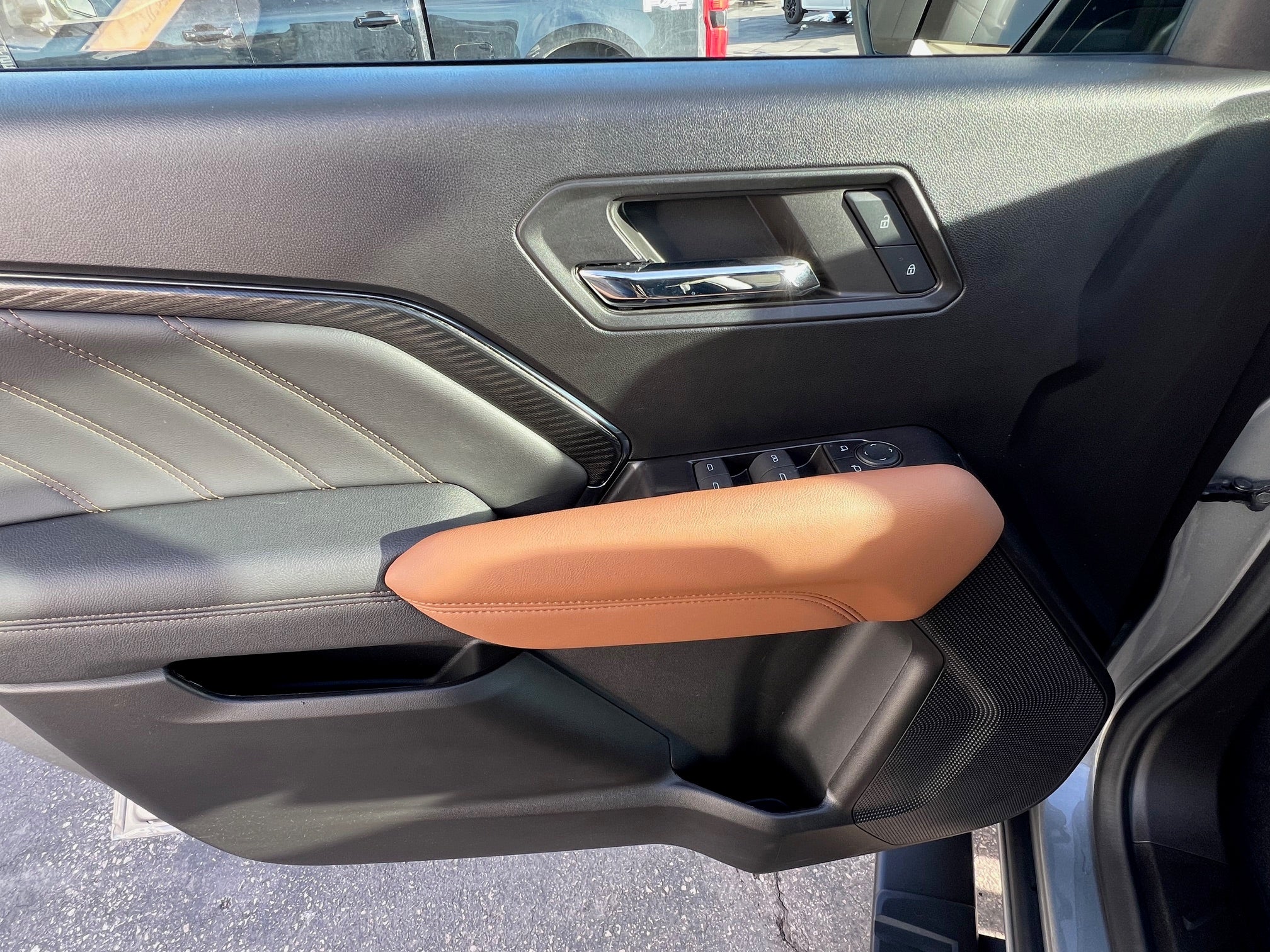 2024 GMC Canyon Crew Cab Short Box 4-Wheel Drive AT4