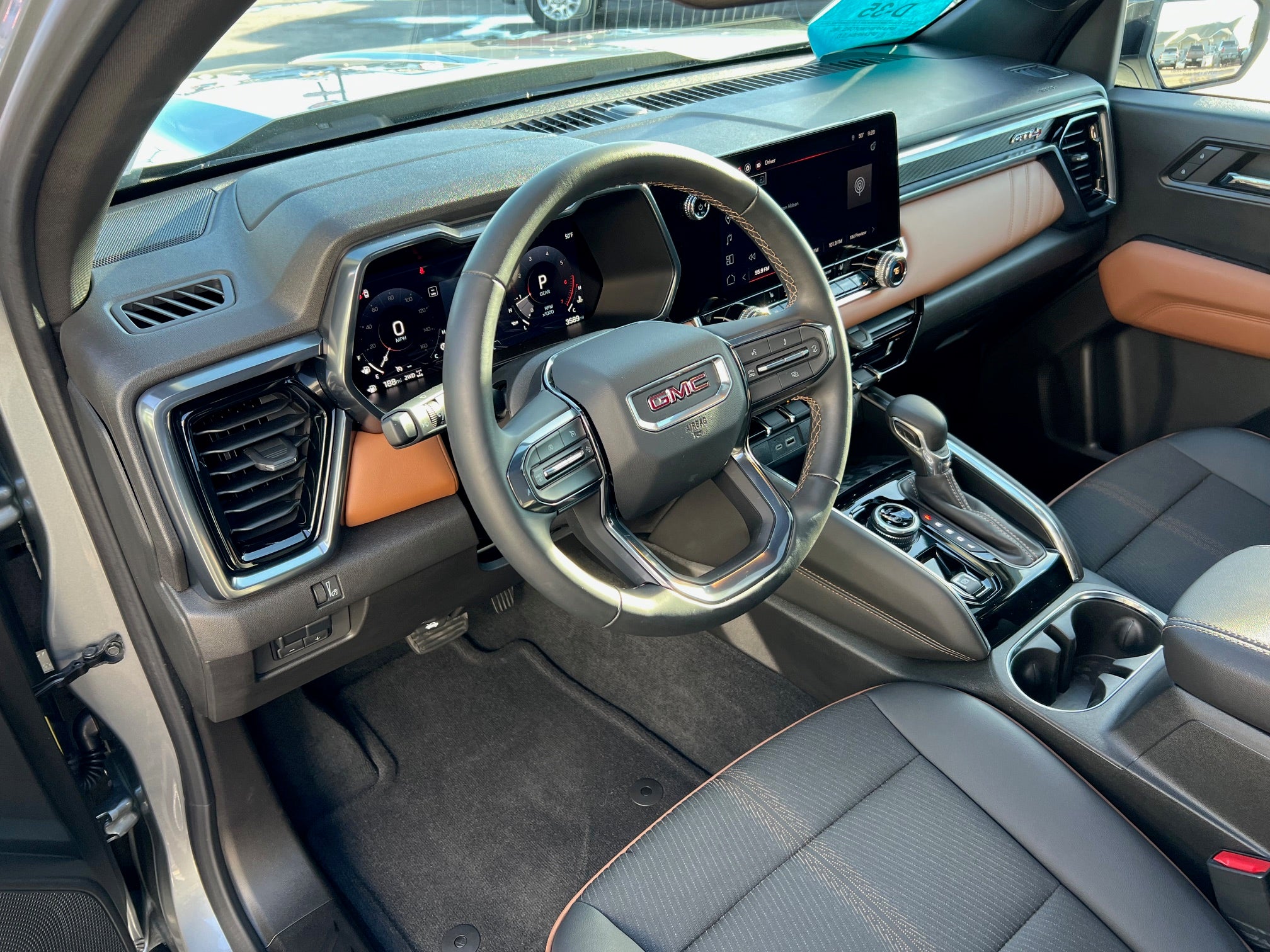 2024 GMC Canyon Crew Cab Short Box 4-Wheel Drive AT4