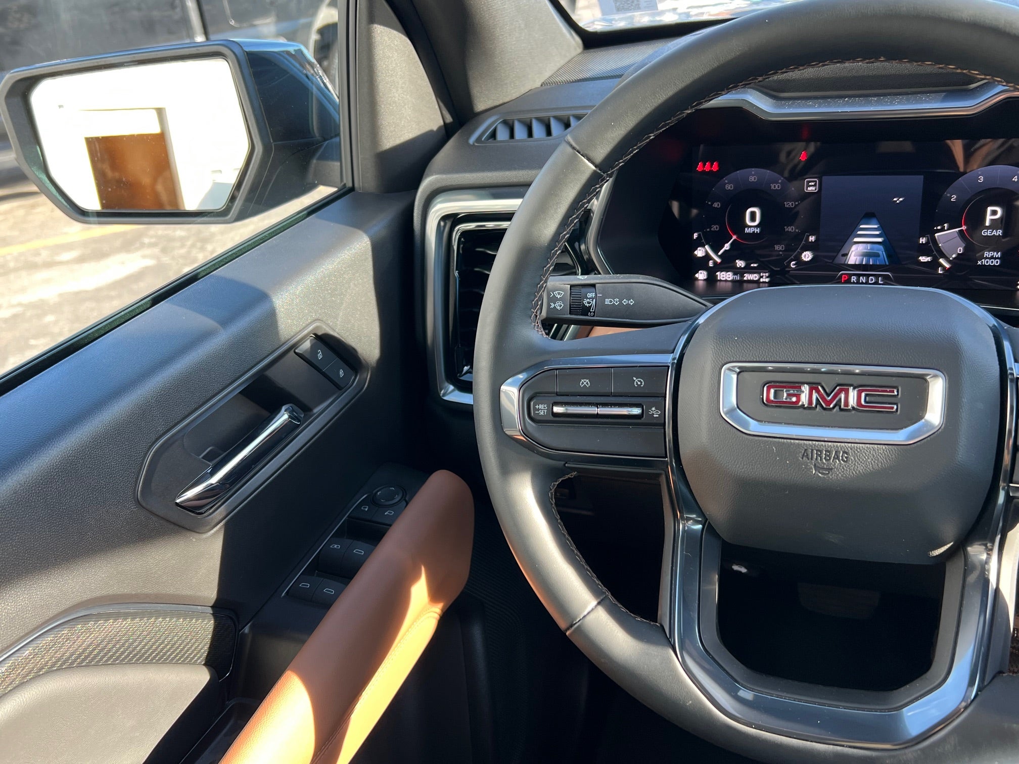 2024 GMC Canyon Crew Cab Short Box 4-Wheel Drive AT4