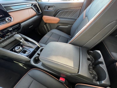 2024 GMC Canyon Crew Cab Short Box 4-Wheel Drive AT4