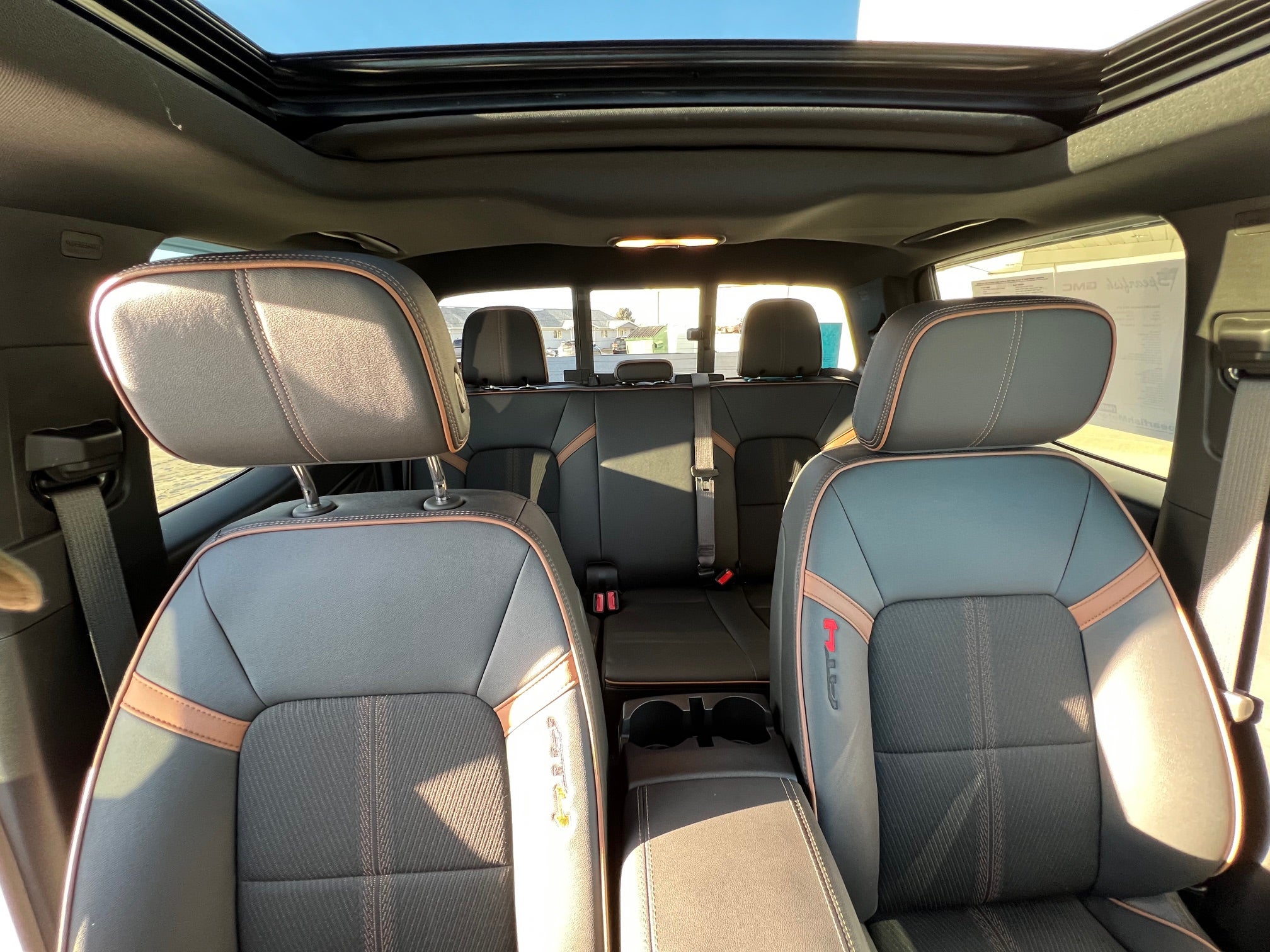 2024 GMC Canyon Crew Cab Short Box 4-Wheel Drive AT4