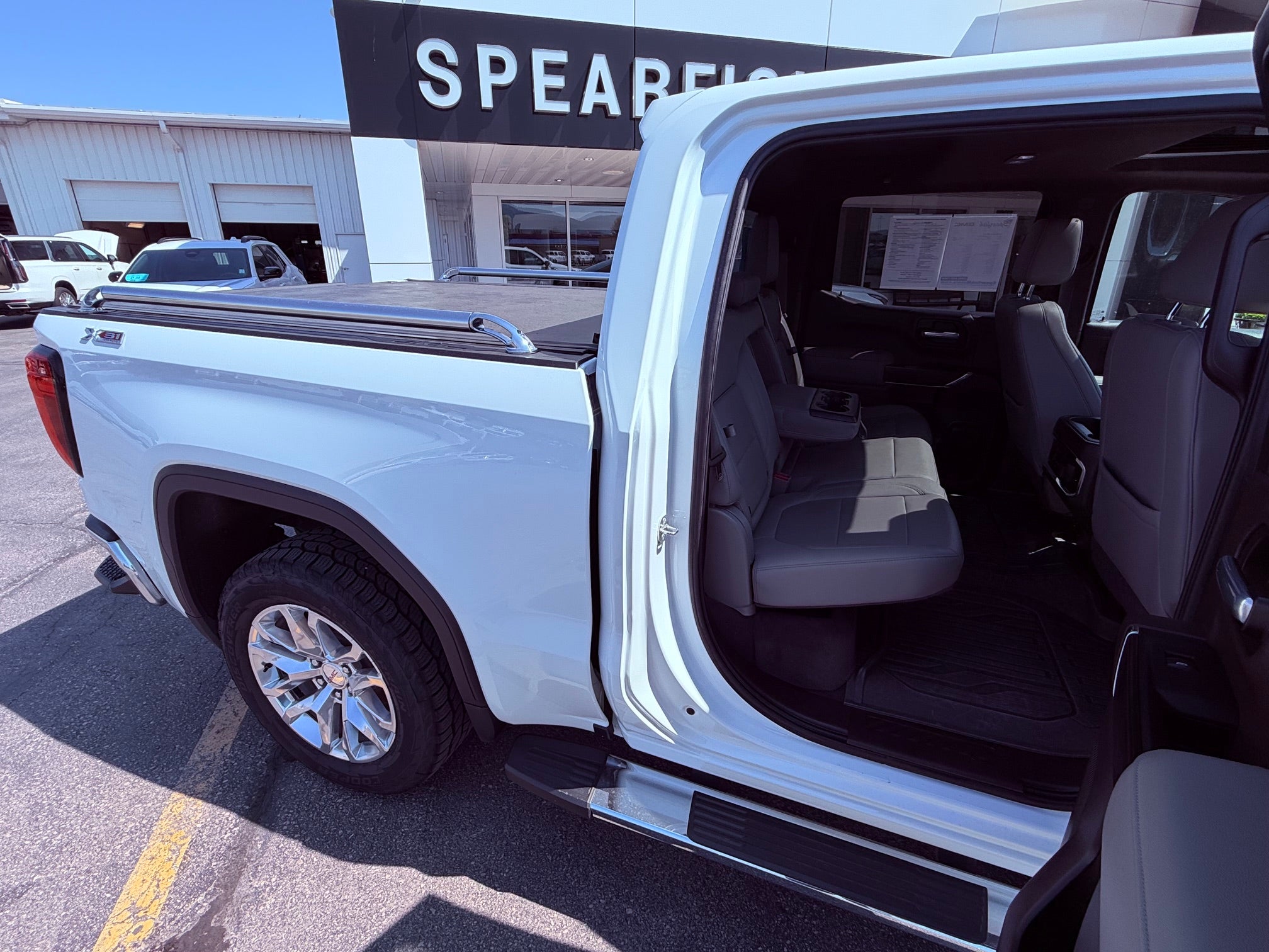 2021 GMC Sierra 1500 SLT