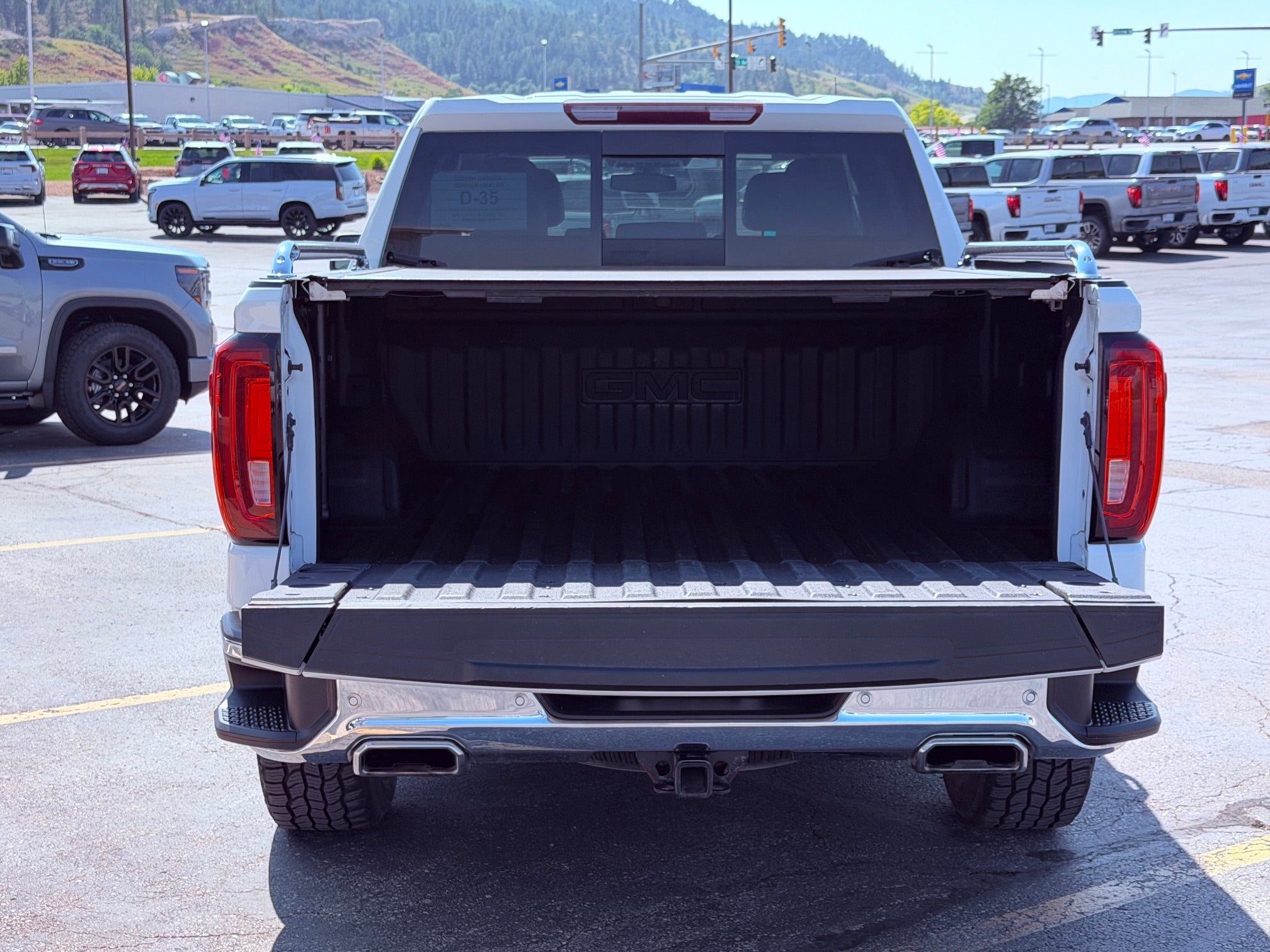 2021 GMC Sierra 1500 SLT