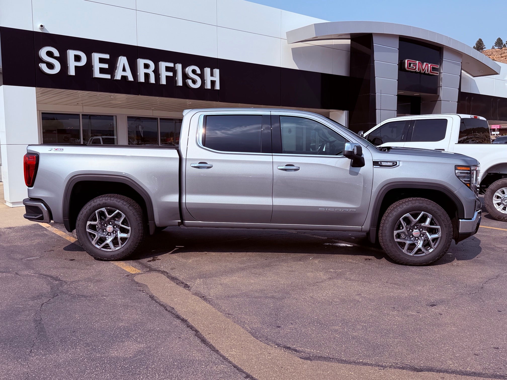 2026 GMC Sierra 1500 SLT