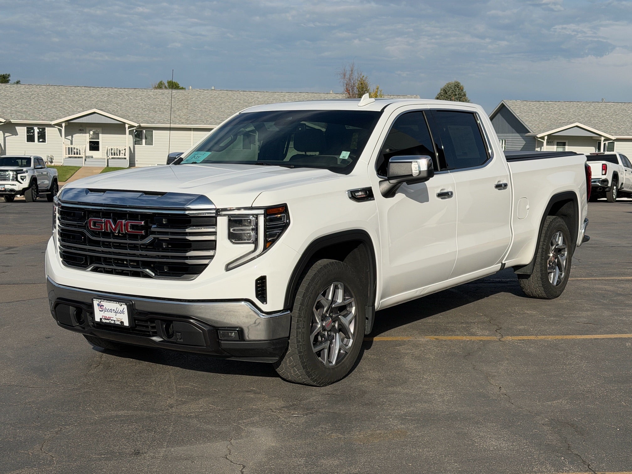 2023 GMC Sierra 1500 SLT