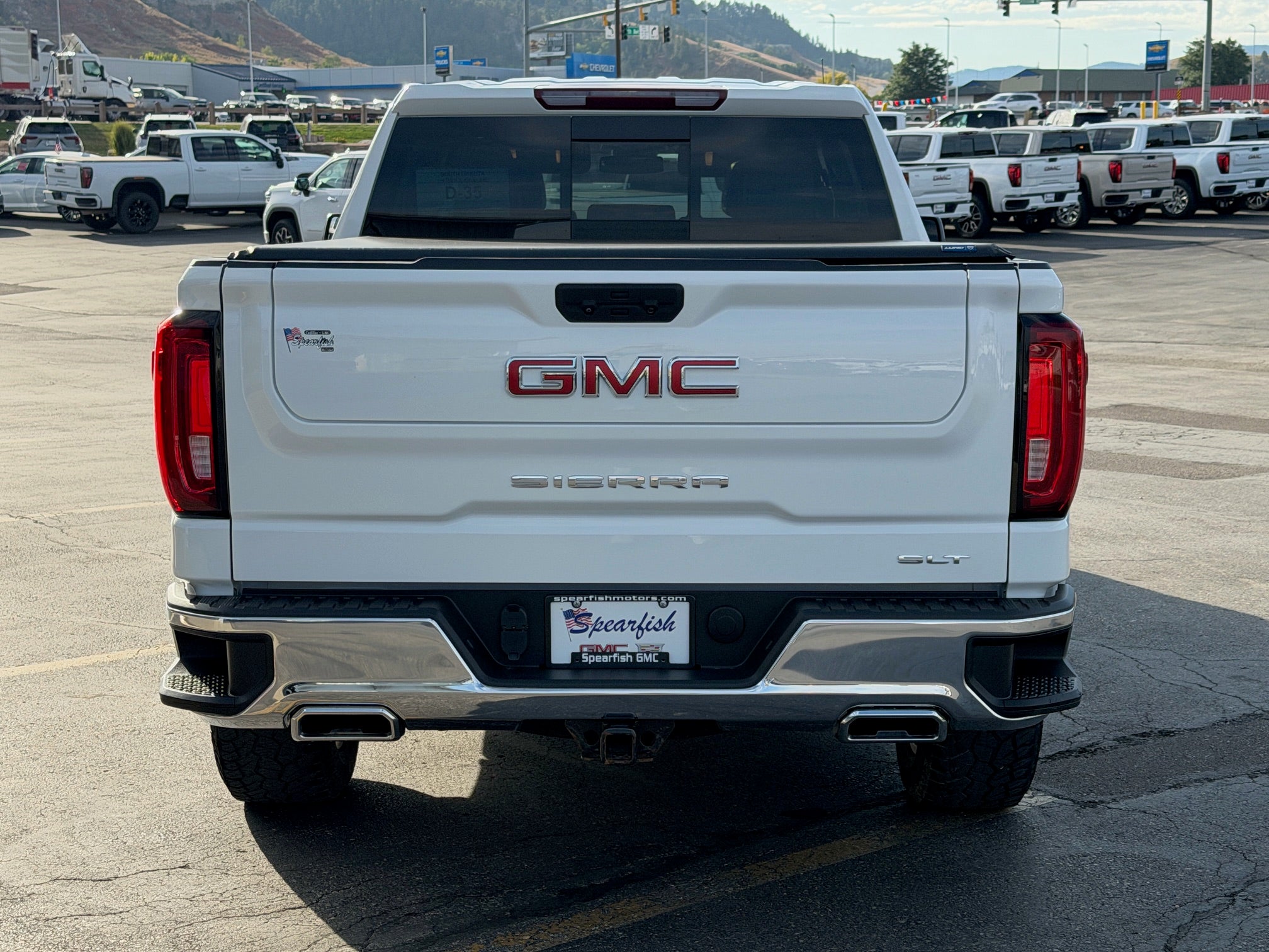 2023 GMC Sierra 1500 SLT