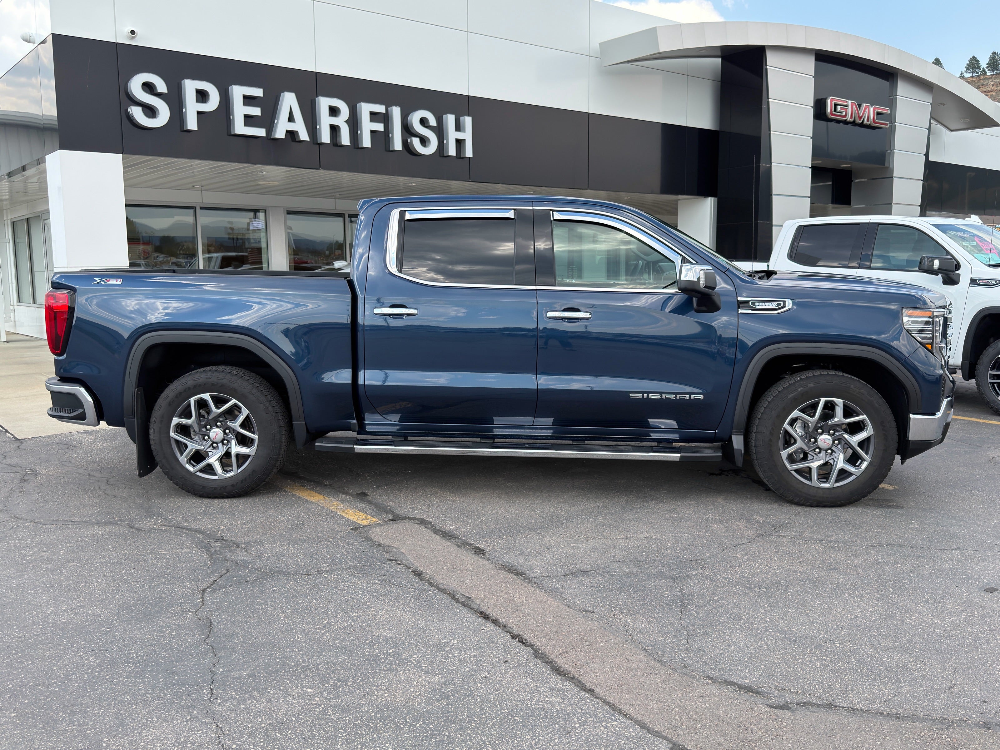 2023 GMC Sierra 1500 SLT