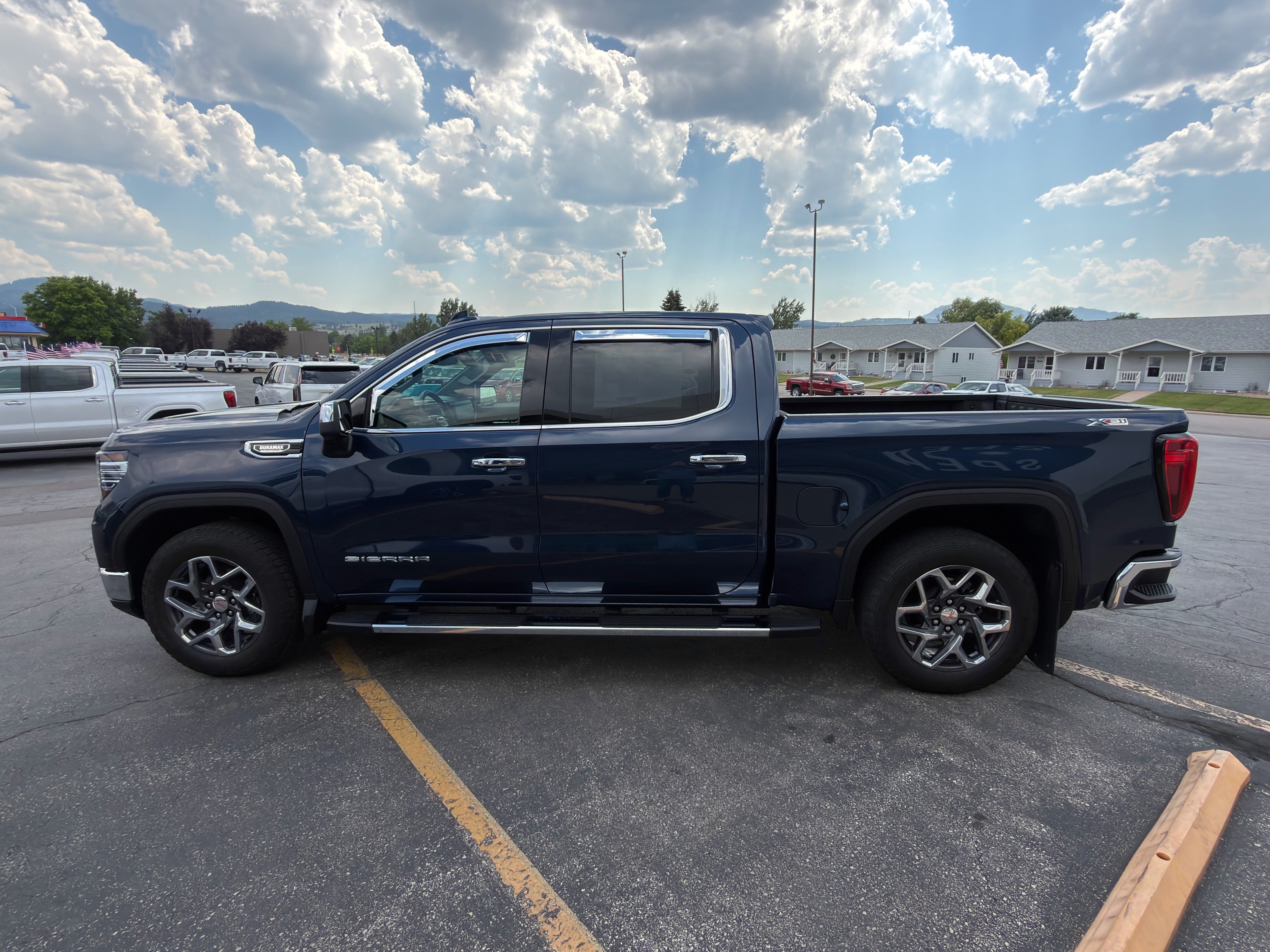 2023 GMC Sierra 1500 SLT